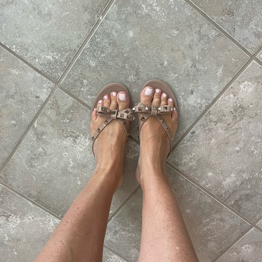 Valentino rockstud slides nude